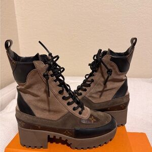 Louis Vuitton Black and Brown Lace-Up Boots